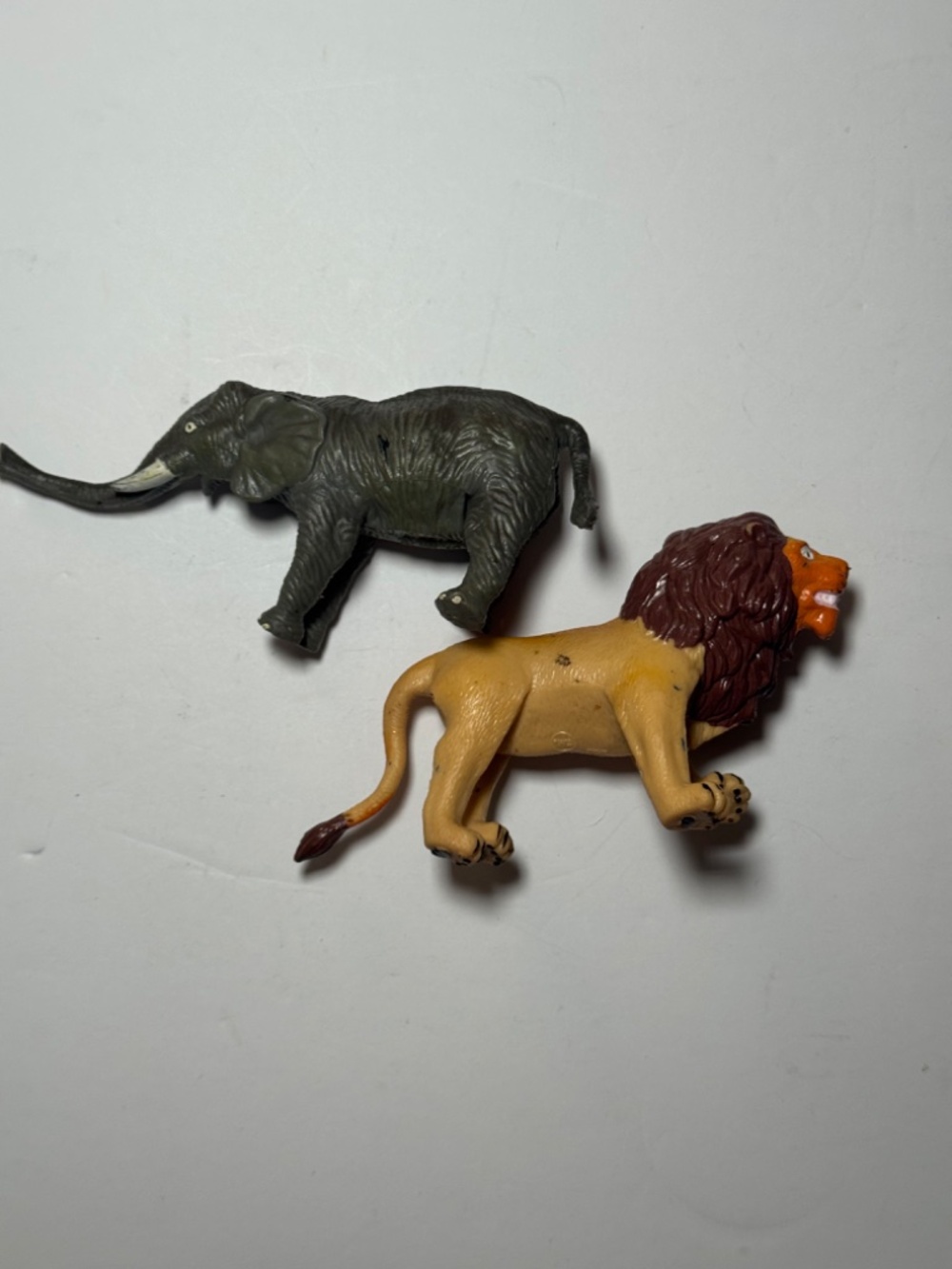 Vintage 1994 Toy Major Lion Elephant Safari Animal Figures Lot of 2 PVC - Picture 3 of 4